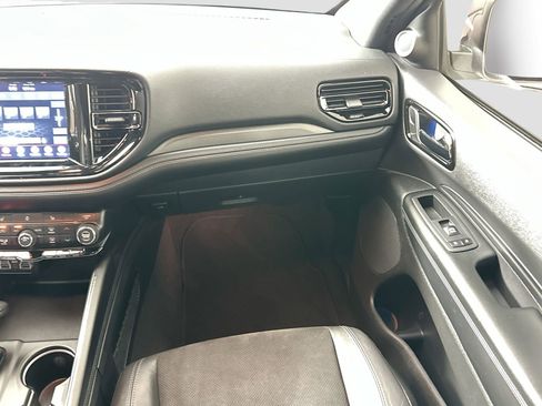 Used 2022 Dodge Durango GT image 21