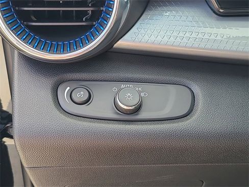 New 2026 Chevrolet Trax LT w/ Driver Confidence Package image 23