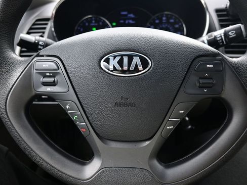 Used 2015 Kia Forte LX image 12