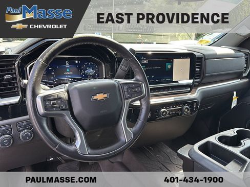 Certified 2022 Chevrolet Silverado 1500 LT AWD/4WD image 12