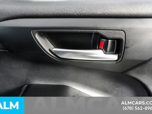 Used 2023 Toyota Highlander Bronze Edition image 48