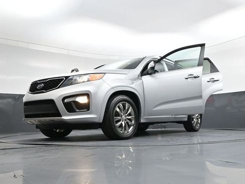 Used 2012 Kia Sorento SX w/ SX Premium Pkg image 41