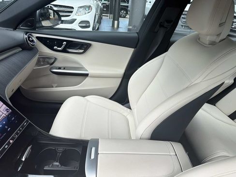 Used 2026 Mercedes-Benz C 300 Sedan image 16