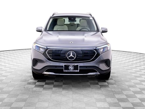 Certified 2023 Mercedes-Benz EQB 300 4MATIC w/ Exclusive Package image 9