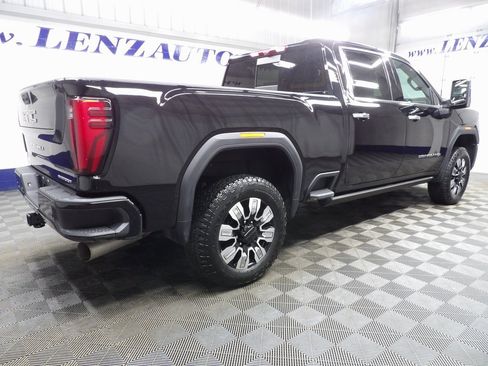 Used 2025 GMC Sierra 2500 Denali w/ Denali Reserve Package image 4