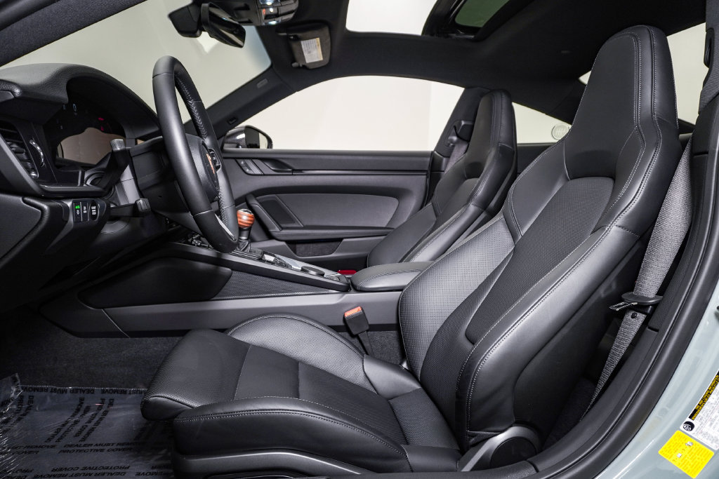 Certified 2026 Porsche 911 Carrera T RWD image 5