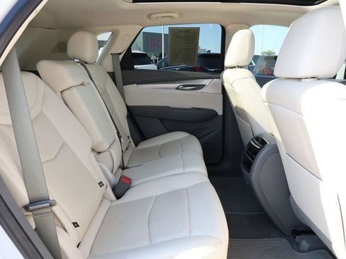 Used 2021 Cadillac XT5 Premium Luxury image 29