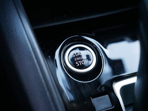 Certified 2024 Nissan Versa SV image 35