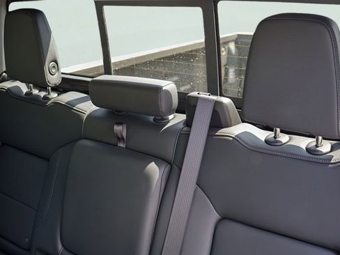 New 2026 GMC Sierra 1500 SLT AWD/4WD image 21