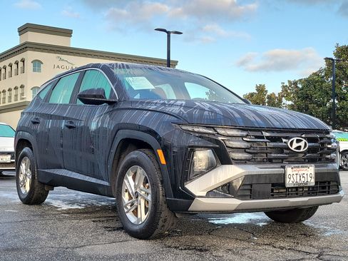 Certified 2025 Hyundai Tucson SE image 27