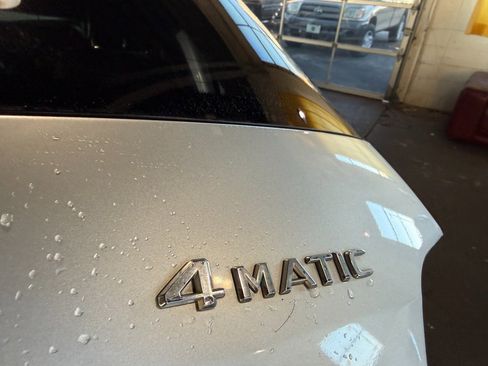 Used 2013 Mercedes-Benz GLK 350 4MATIC image 8