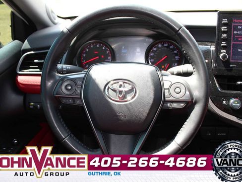 Used 2022 Toyota Camry XSE w/ Navigation Package FWD image 31