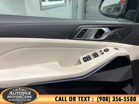 Used 2020 BMW X5 M50i AWD/4WD image 12