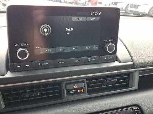 Certified 2025 Honda Pilot Sport image 19