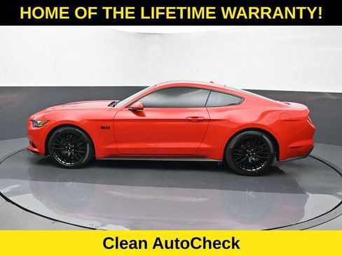 Used 2017 Ford Mustang GT Premium w/ GT Performance Package RWD image 4