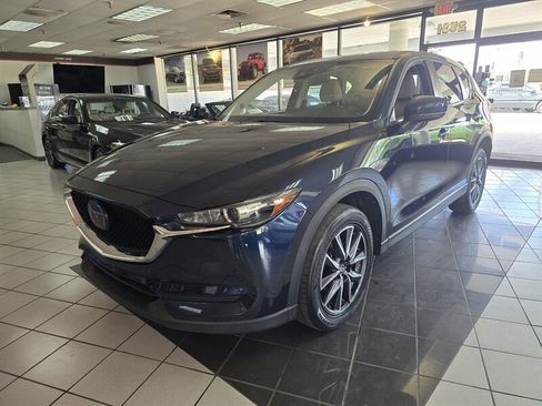 Used 2018 MAZDA CX-5 Touring w/ Preferred Equipment Package FWD image 1