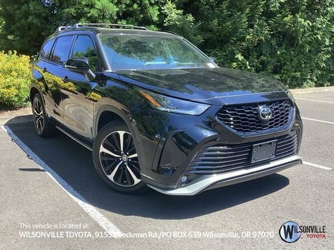 Used 2021 Toyota Highlander XSE AWD/4WD image 1