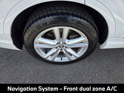 Used 2018 Audi Q7 3.0T AWD/4WD image 14