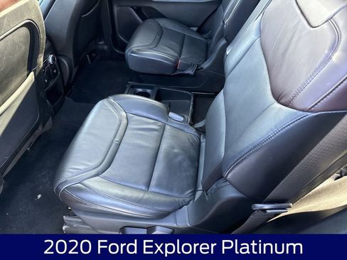 Used 2020 Ford Explorer Platinum image 15