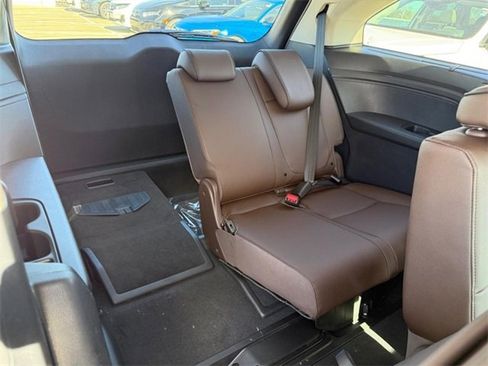 New 2026 Honda Odyssey Touring image 6