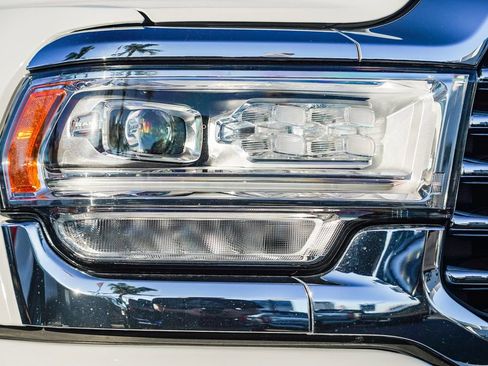 Used 2022 RAM 2500 Limited image 9