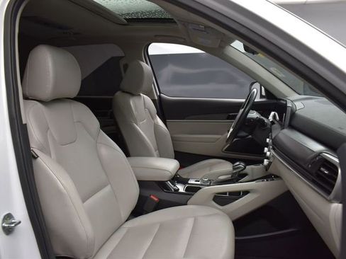 Used 2023 Kia Telluride S w/ S Sunroof Package image 14