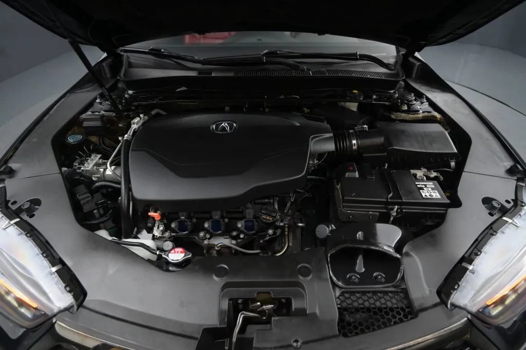 Used 2020 Acura TLX w/ Technology & A-SPEC Package FWD image 19
