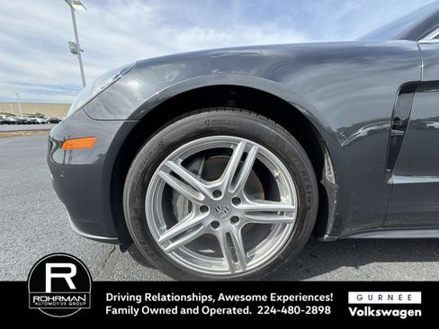 Used 2018 Porsche Panamera 4S AWD/4WD image 11