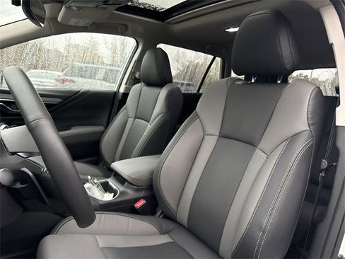 Used 2025 Subaru Outback Onyx Edition w/ Popular Package #2 image 12