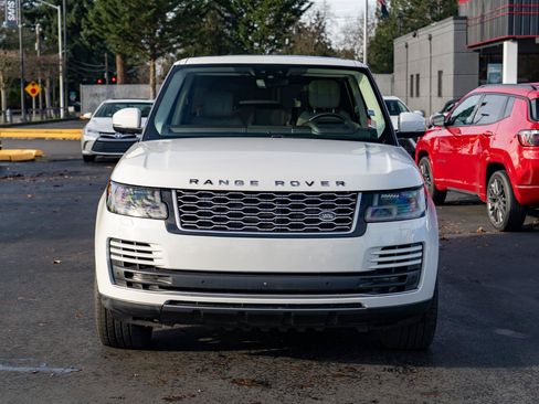Used 2018 Land Rover Range Rover Supercharged AWD/4WD image 3