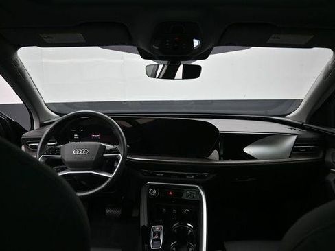 Used 2025 Audi Q5 Premium Plus w/ Premium Plus AWD/4WD image 29