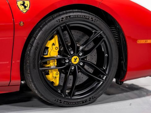 Used 2018 Ferrari 488 GTB image 43