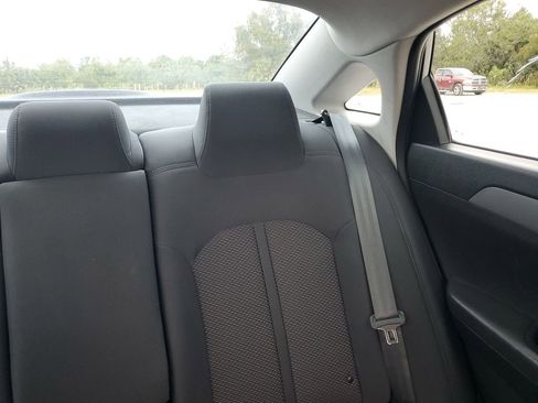 Used 2019 Hyundai Sonata SE image 14