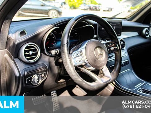 Used 2021 Mercedes-Benz GLC 300 4MATIC Coupe image 21