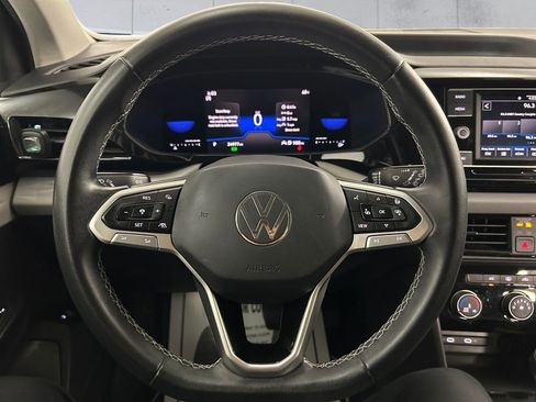 Used 2023 Volkswagen Taos S image 9