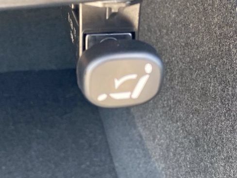 Used 2016 MAZDA MAZDA6 Sport FWD image 8
