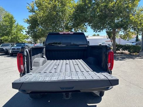 Used 2021 GMC Sierra 2500 Denali w/ Denali Black Diamond Edition AWD/4WD image 43