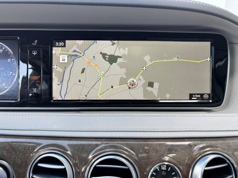 Used 2016 Mercedes-Benz S 550 4MATIC Sedan w/ Premium Package image 8