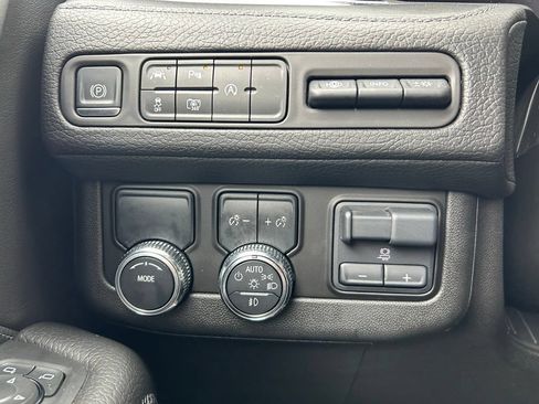 Used 2023 GMC Yukon Denali w/ Max Trailering Package RWD image 52