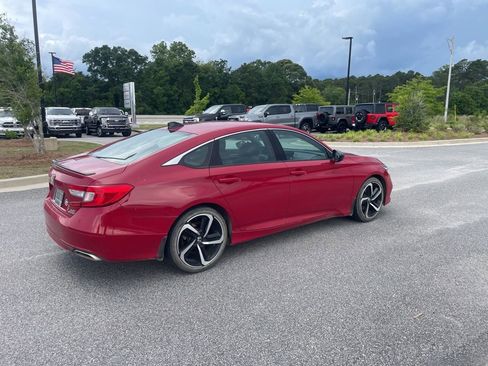 Used 2021 Honda Accord Sport image 3