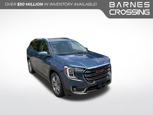 Used 2024 GMC Terrain SLT w/ Tech Package FWD image 1