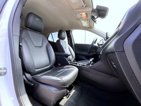 Certified 2024 Buick Encore GX Sport Touring image 16