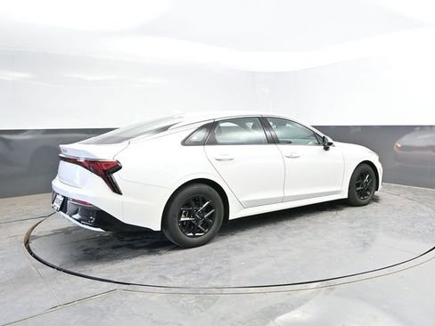 Used 2025 Kia K5 LXS FWD image 10