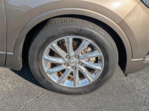 Used 2019 Buick Envision Essence image 10