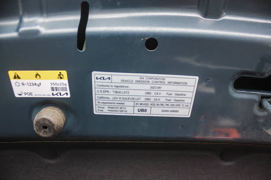 Used 2023 Kia Sportage EX AWD/4WD image 36