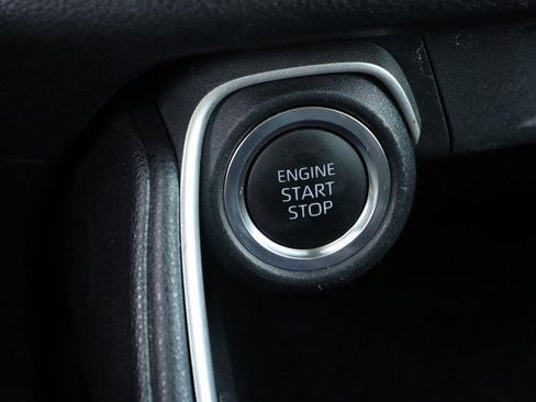 Certified 2025 Toyota Grand Highlander AWD image 16