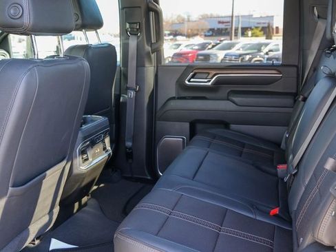 Used 2024 Chevrolet Silverado 3500 High Country w/ Technology Package image 18