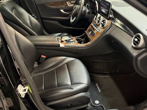 Used 2015 Mercedes-Benz C 300 4MATIC Sedan w/ Multimedia Package image 10