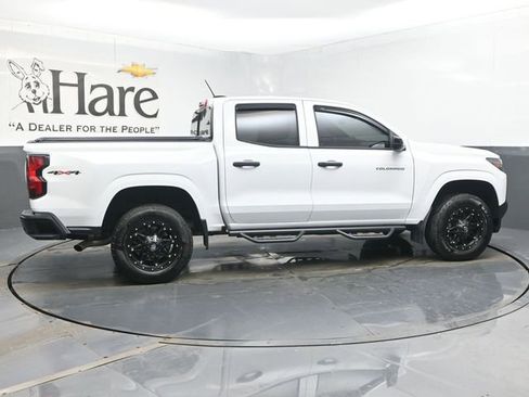 Used 2024 Chevrolet Colorado W/T w/ Safety Package image 36
