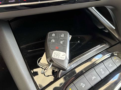 Certified 2023 Buick Envision Avenir AWD/4WD image 44